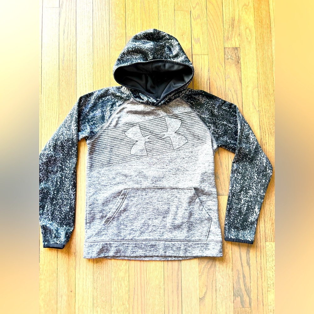 Under Armour Kids Hoodie Size L